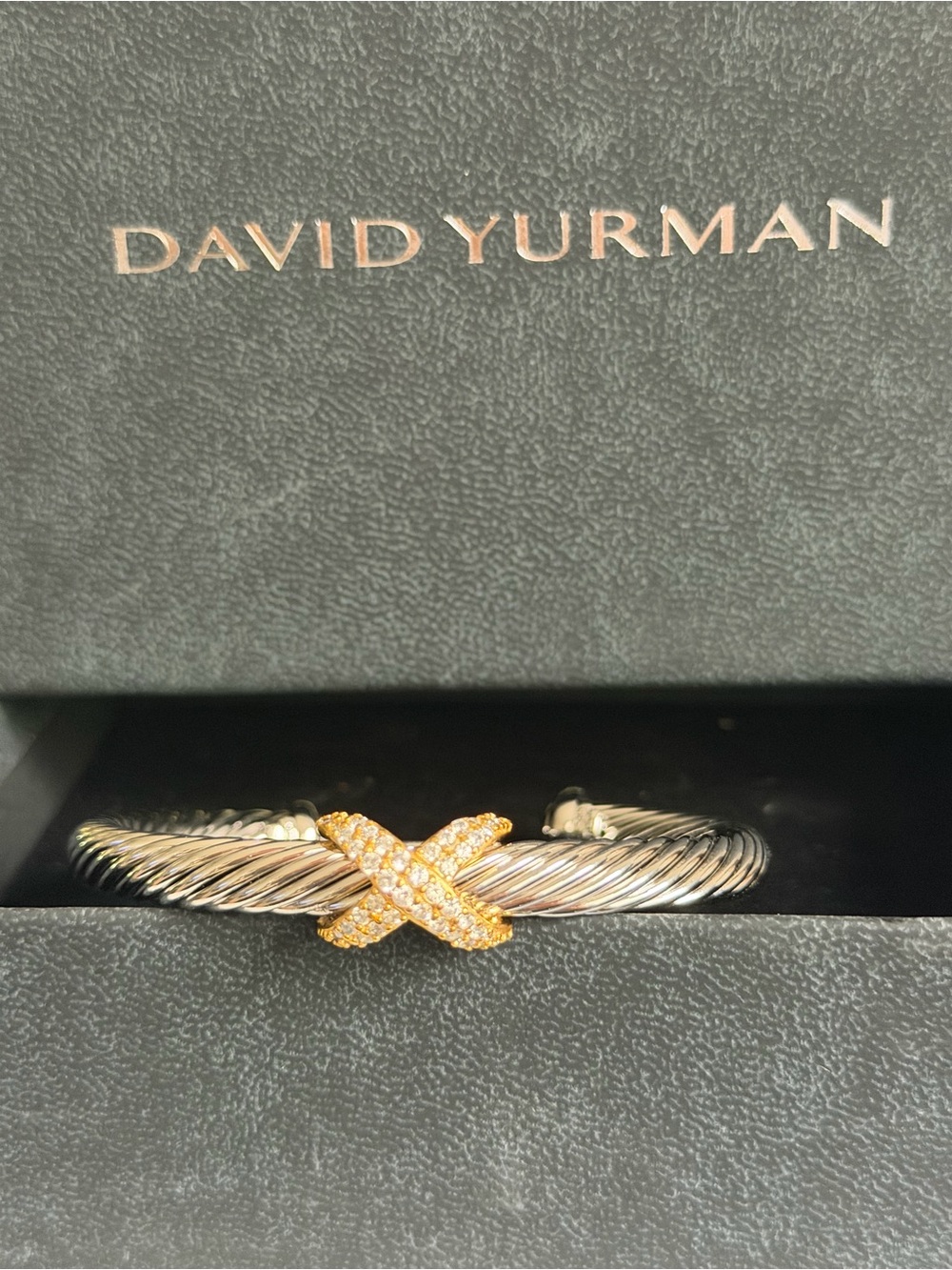 David Yurman Two-Tone Cable Bracelet 925 585 with Diamond Pavé X Collection
